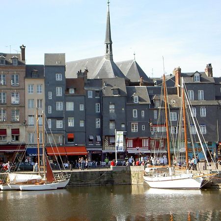 Adonis Hauts De Honfleur Equemauville Exterior photo
