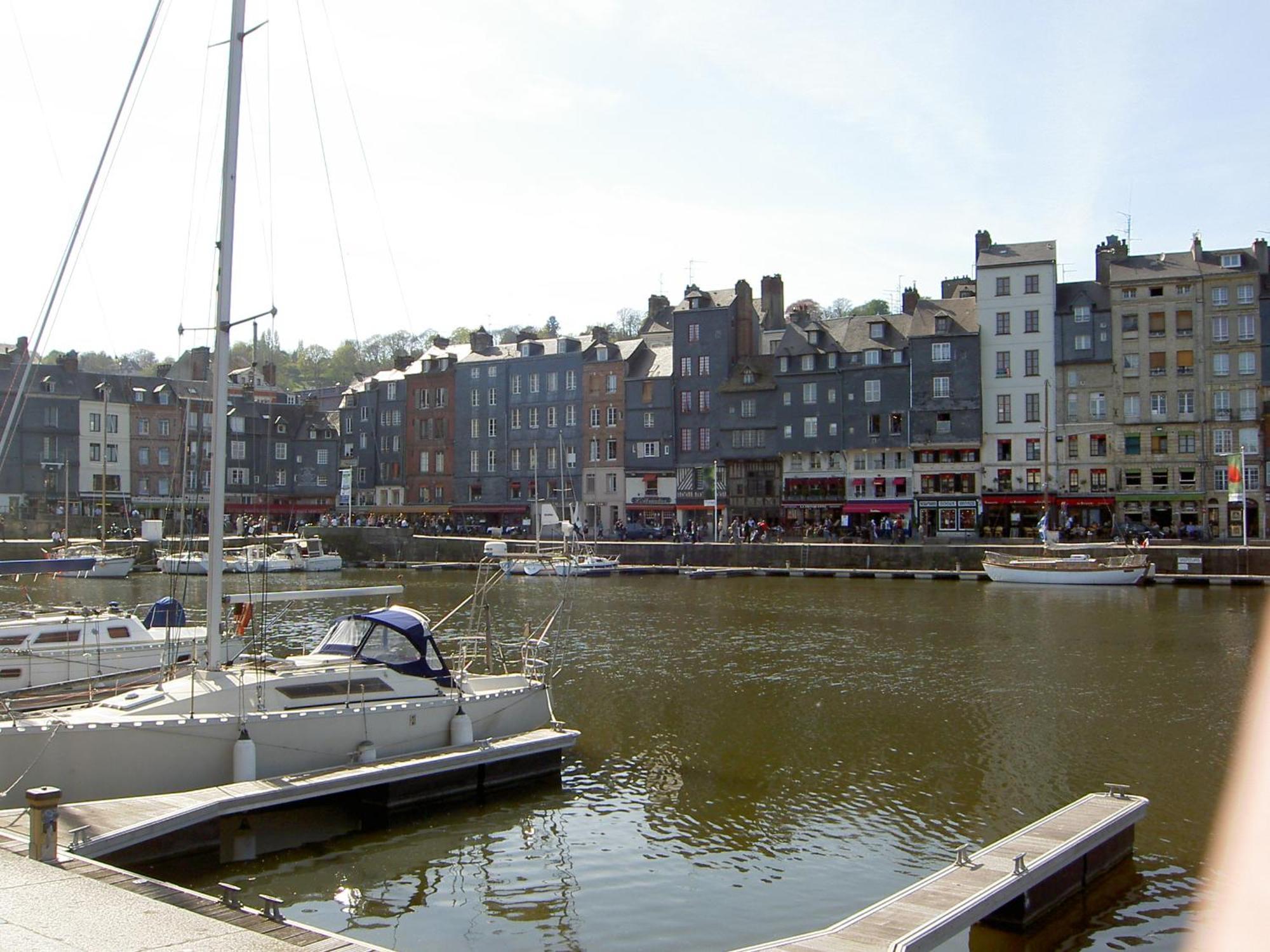 Adonis Hauts De Honfleur Equemauville Exterior photo